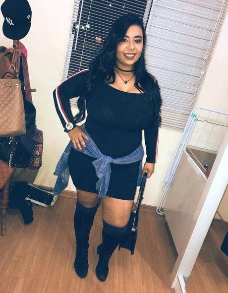 bi anchi00 nackt freie bild