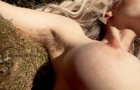 Lady Willow Wood nackt exklusive bilder