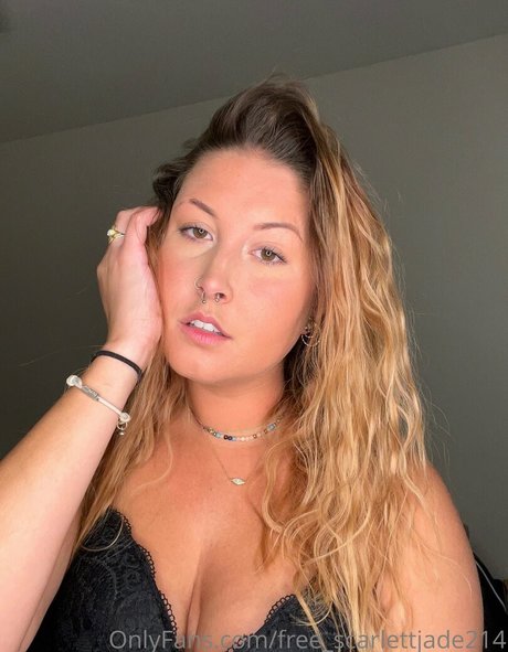 free scarlettjade214 sex galerien