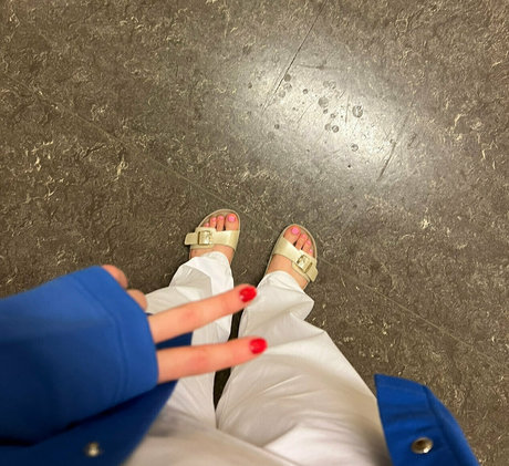 german nurse feet Bilder