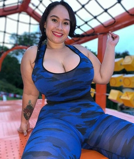 Erica Blaalz schöne sexy fotos