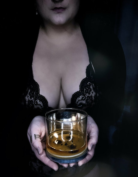 eiramaroonfree freie exklusive galerie