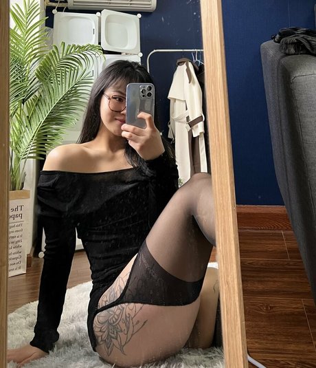 luankehui nackt hübsche bilder