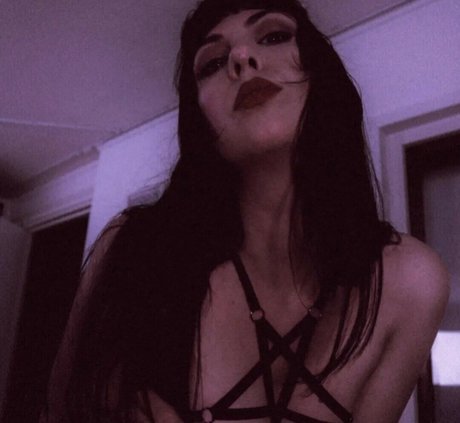 Theghostmaidens model sexy fotos