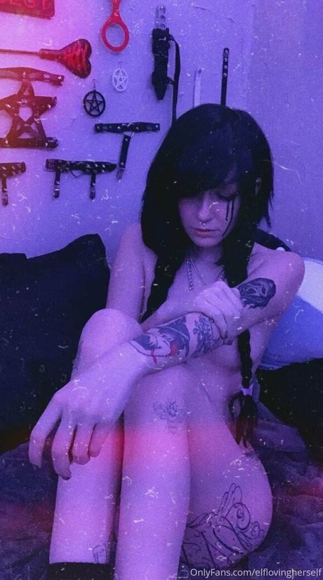 elflovingherself nackt sex galerien