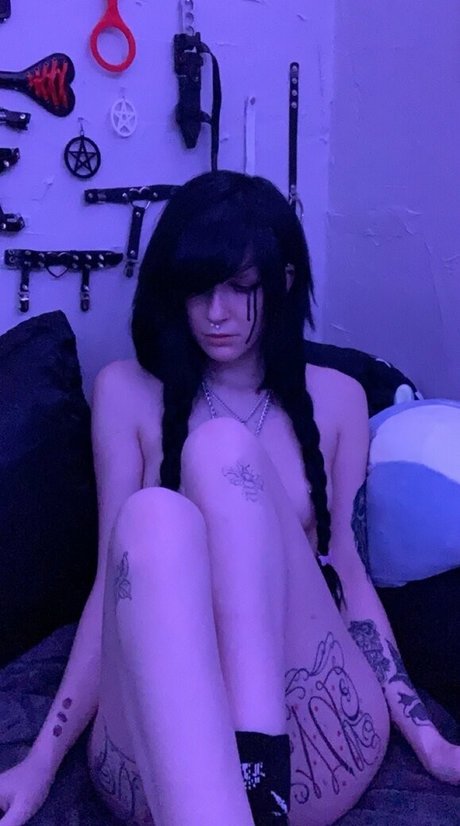 elflovingherself akt pornostar bild