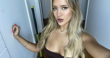 Jessie Nicole porno freie bilder