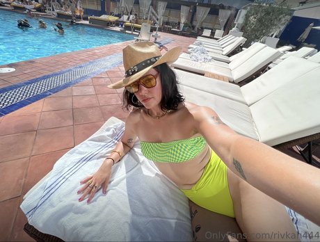 Rivkah heiße nacktheit bild