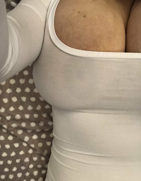 mollige solo-onlyfans hübsche kostenlose bild