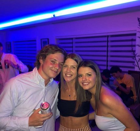 Abbey Jeffrey hd porno archiv