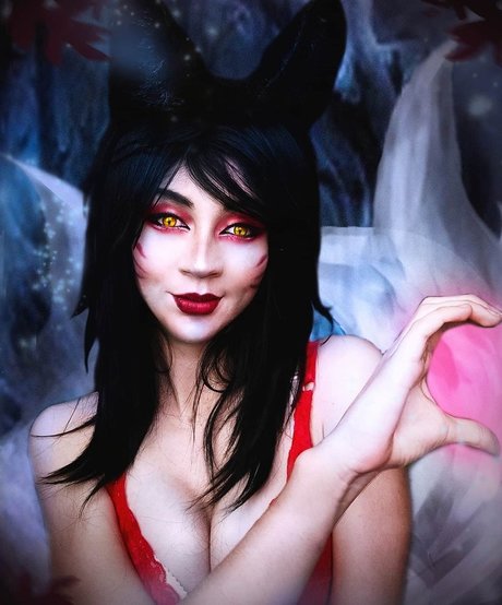 Michal Cosplay hübsche pornostar bilder