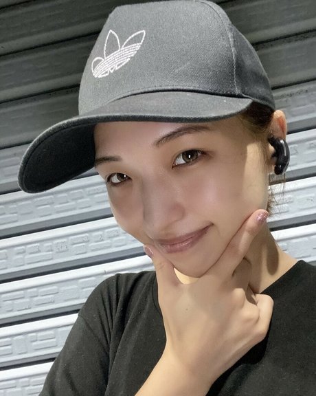 Azusa Igarashi xxx exklusive bild