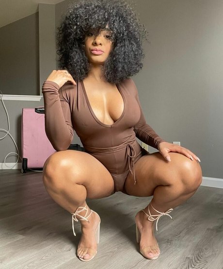 ashaughnfitness nacktheit nette archiv