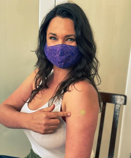 Rae Johnston kunst nacktheit bild