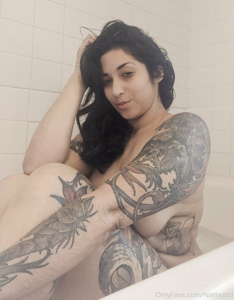 nattestid erotische top foto