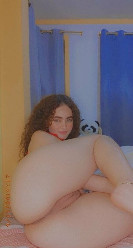 Iwaifu xxx nacktheit bilder