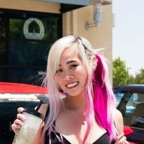 Liquid Pyro hd pornographische bilder