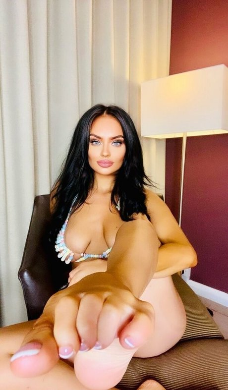 strandblondine onlyfans nacktheit beste fotos