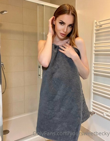 yoursweetbecky top erotische foto