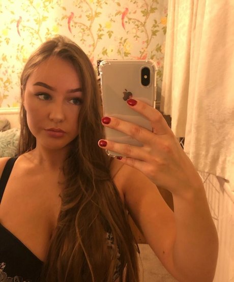 Helayna Birkett schauspielerin hd fotos