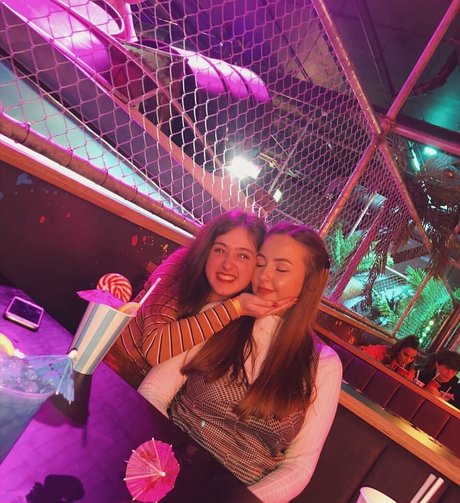 Helayna Birkett freie porno bilder