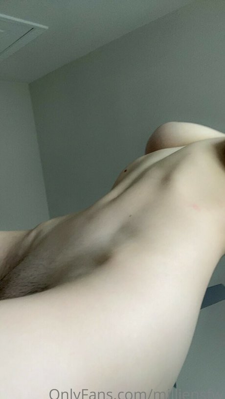 EmiliaNSFW xxx nackte galerien