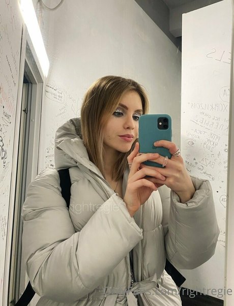 rightregie top heiße bild