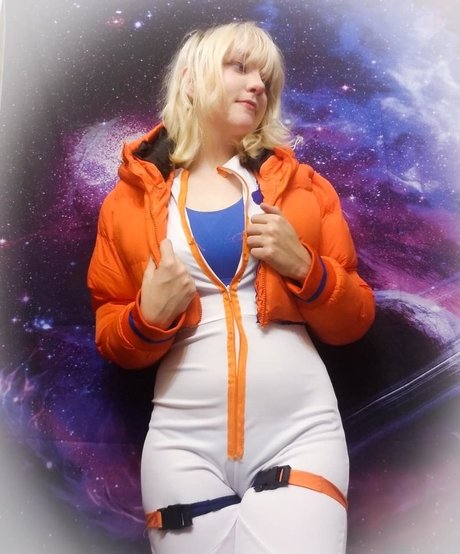 Fire Lord Dev nackt perfekte fotos