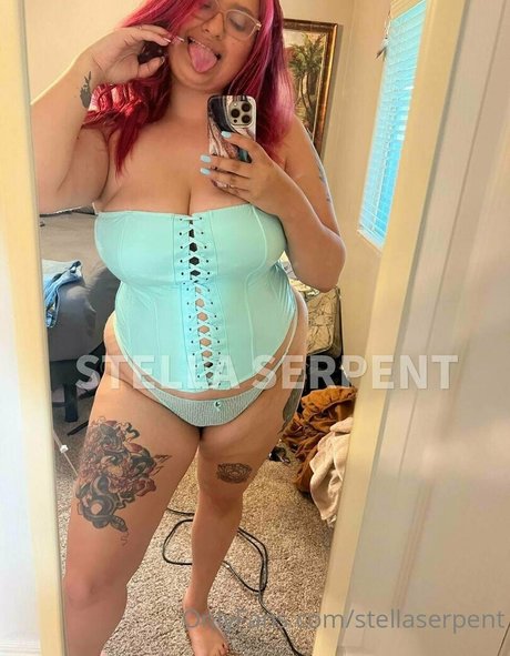 stellaserpent akt bild