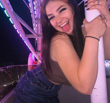 bush onlyfans heiße freie foto