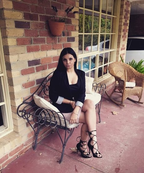 Chloe C perfekte erotische fotos