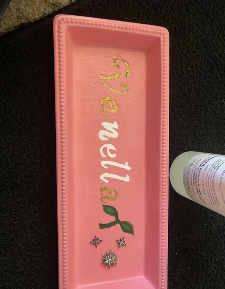 nyquiln sexy top fotos