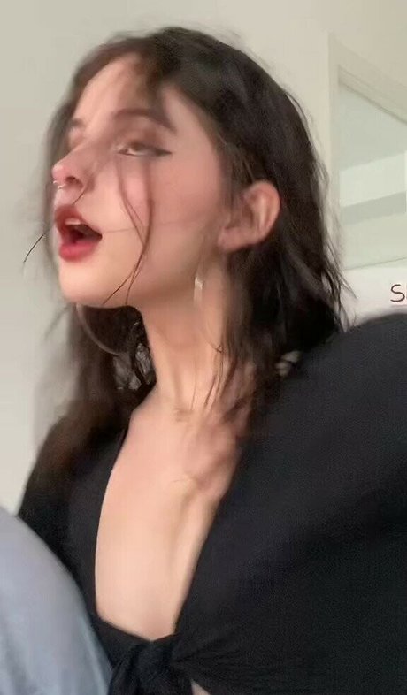 Victoria Ribeiro model erwachsene galerien