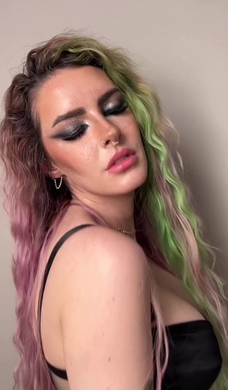 prinzessin ebenholz onlyfans heiße nackt archiv