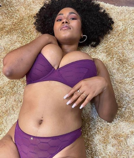 Lady Dadoune hd nette galerie