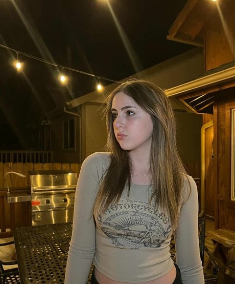 Lexy Kolker schauspielerin erwachsene fotos