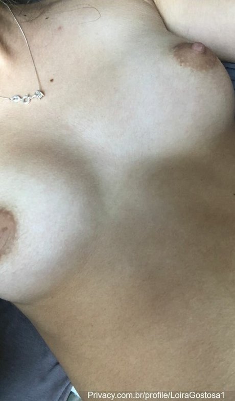 LoiraGostosa model sexy fotos