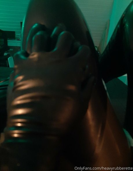heavyrubberette erwachsene pornographische galerie