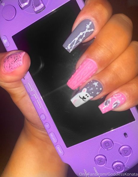 goddesskonata nackte bilder