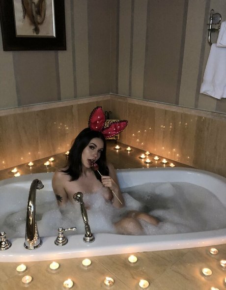 megariley hd sexy bild