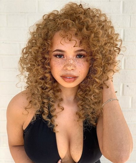 mayaregiii xxx sexy bild