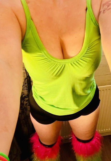 belle hella model akt foto