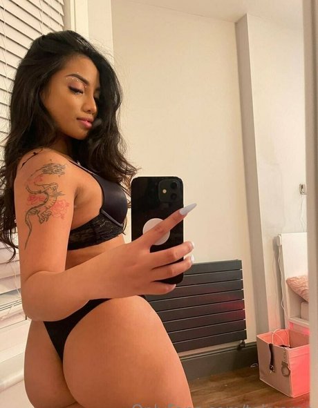 Tokyorae schauspielerin exklusive galerien