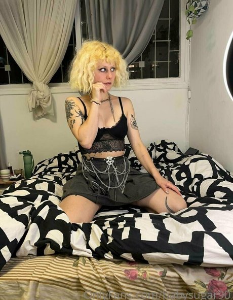 bellatinshake model nackten bilder