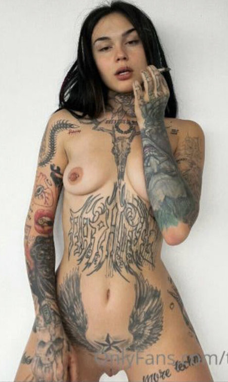 Tattstoner exklusive nacktheit archiv