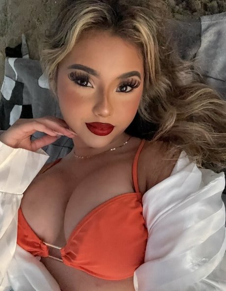 Mysticaldreamgyal top pornostar galerie