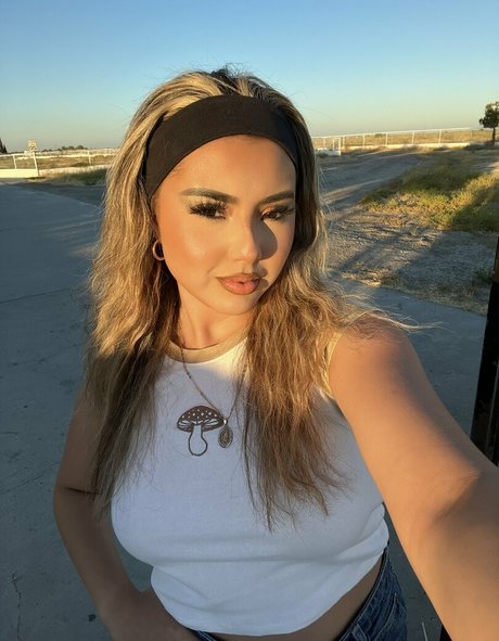 Mysticaldreamgyal heiße pornografische fotos