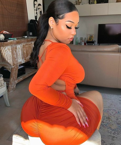 Marie Assie schöne pornografische bild