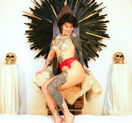 Deutscheonlyfans perfekte erwachsene bild