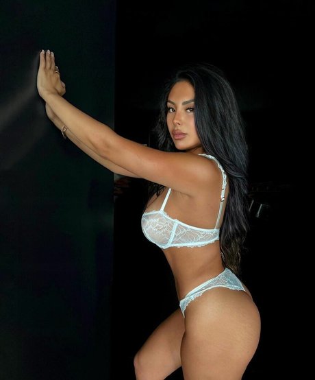 Erikakitax schöne nackt galerie